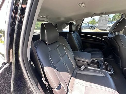 Used 2017 Acura MDX SH-AWD w/ Advance Package image 9