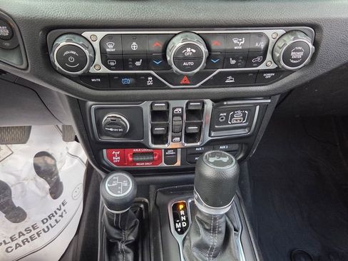 Used 2025 Jeep Wrangler Unlimited Sport S 4xe image 19