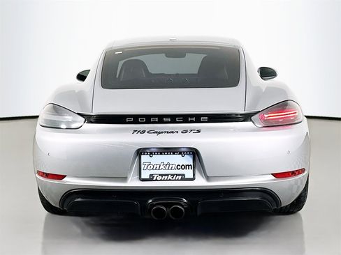 Used 2018 Porsche 718 Cayman GTS image 6