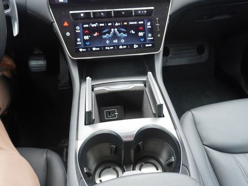 Used 2024 Maserati Grecale GT image 26