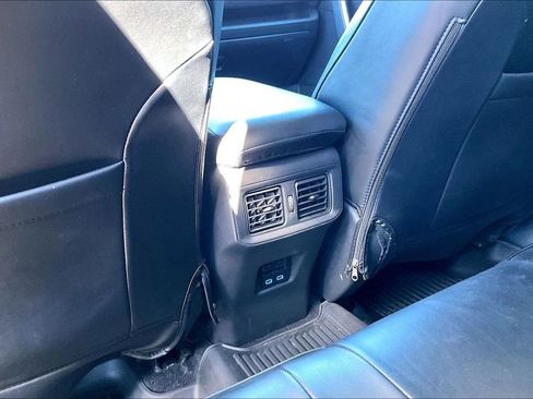 Used 2022 Toyota RAV4 XLE image 25