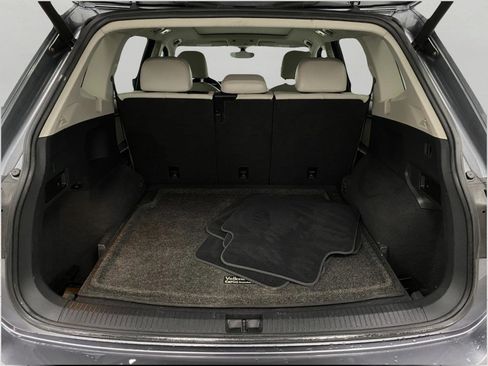 Used 2019 Volkswagen Tiguan SEL AWD/4WD image 7