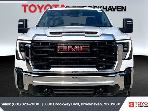 Used 2026 GMC Sierra 2500 Pro w/ Convenience Package AWD/4WD image 3