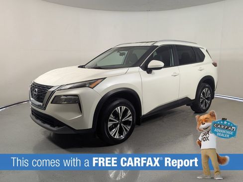 Used 2023 Nissan Rogue SV w/ SV Premium B Package FWD image 3
