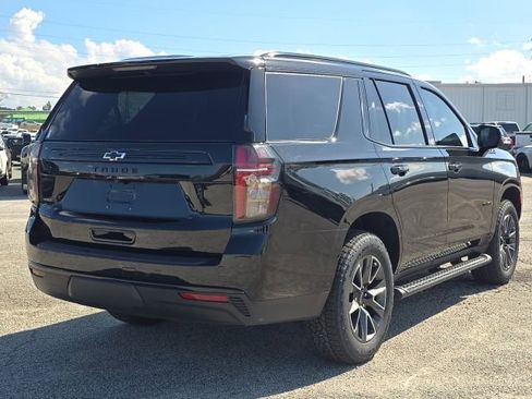 Used 2023 Chevrolet Tahoe Z71 w/ Luxury Package image 5