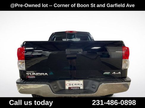 Used 2011 Toyota Tundra 4x4 Double Cab w/ TRD Off-Road Pkg image 4