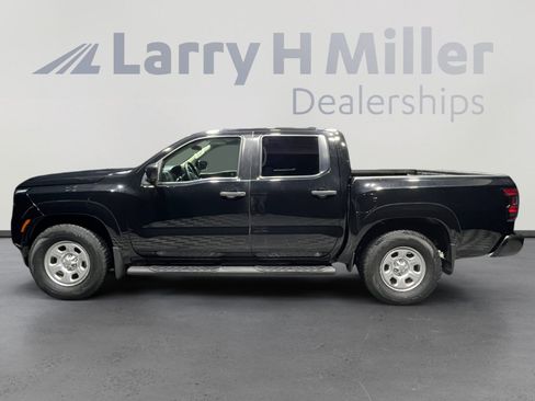 Certified 2022 Nissan Frontier S image 2