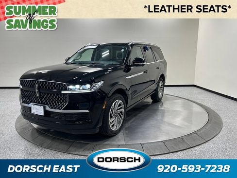 Certified 2026 Lincoln Navigator Reserve AWD/4WD image 1