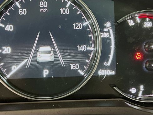 Used 2025 MAZDA CX-5 Signature image 11