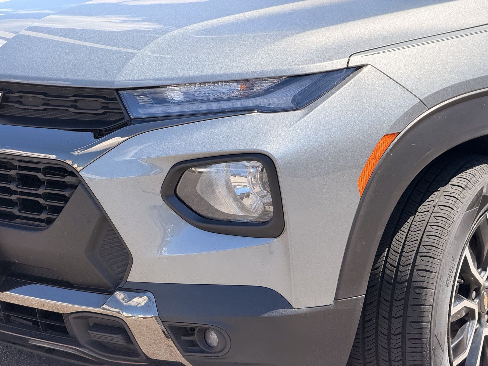 Used 2023 Chevrolet TrailBlazer ACTIV w/ Sun and Liftgate Package FWD image 8