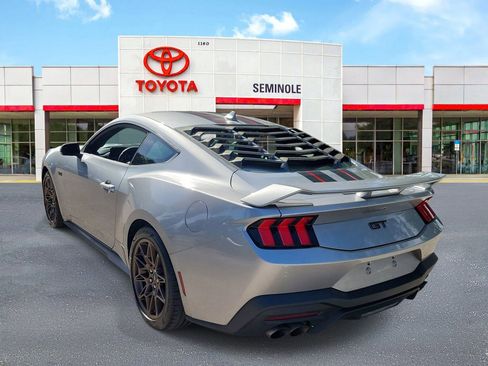 Used 2024 Ford Mustang GT Premium w/ GT Performance Package RWD image 2