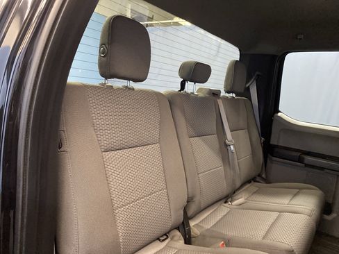 Used 2018 Ford F150 XLT w/ Equipment Group 302A Luxury image 33