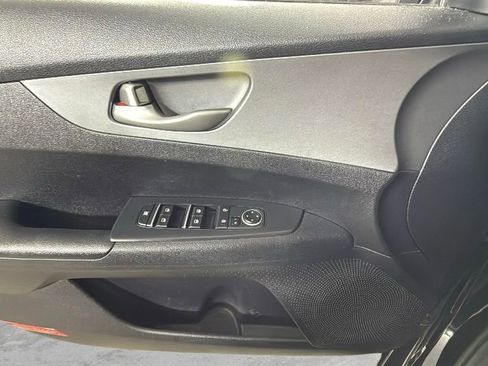 Used 2019 Kia Forte LXS image 24