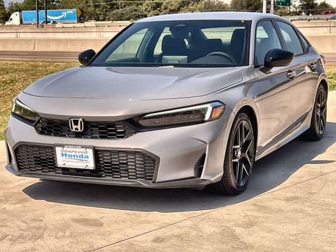 Used 2026 Honda Civic Sport image 2