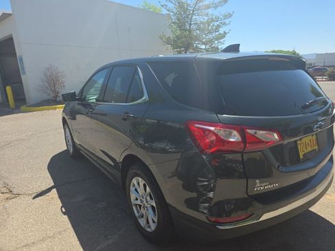 Used 2019 Chevrolet Equinox LT w/ Driver Convenience Package AWD/4WD image 4