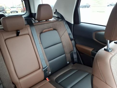 New 2026 Ford Bronco Sport Outer Banks w/ Outer Banks Tech Package+ AWD/4WD image 15