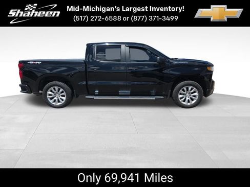 Used 2020 Chevrolet Silverado 1500 Custom w/ Custom Value Package AWD/4WD image 2