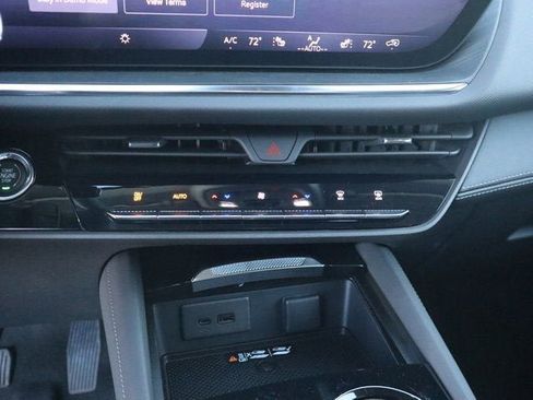 New 2026 Buick Envision Preferred AWD/4WD image 37