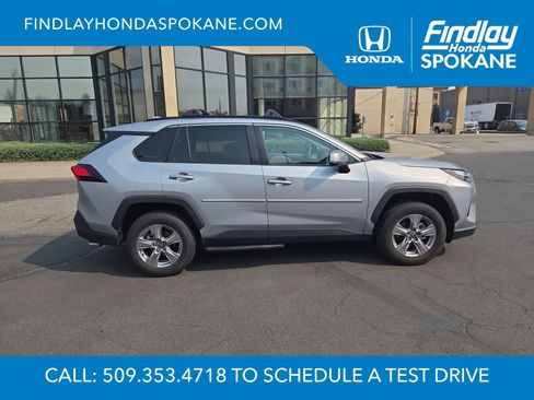 Used 2025 Toyota RAV4 XLE w/ Weather Package AWD/4WD image 6