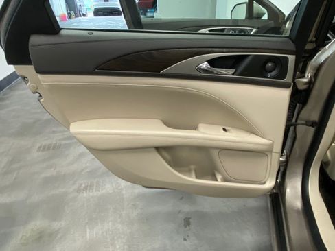 Used 2018 Lincoln MKZ Reserve w/ Climate Package AWD/4WD image 40