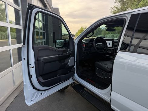 Used 2025 Ford F150 Raptor AWD/4WD image 18