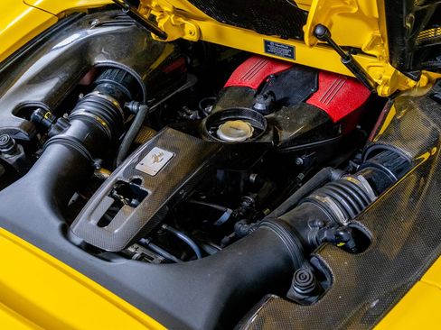 Used 2017 Ferrari 488 Spider RWD image 58