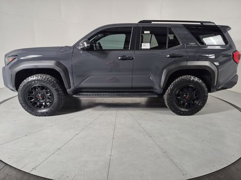New 2026 Toyota 4Runner 4WD image 2