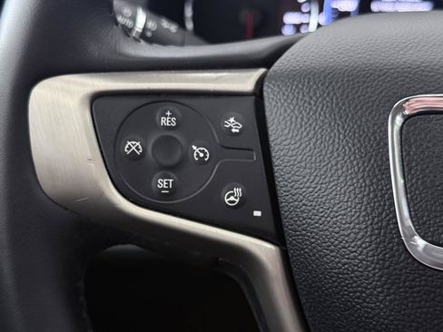 Used 2022 GMC Acadia Denali w/ Denali Ultimate Package FWD image 49