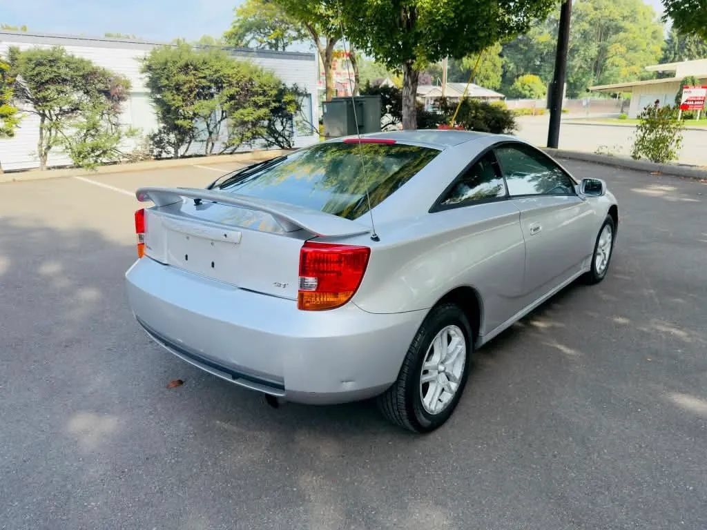 Used 2000 Toyota Celica GT FWD image 5