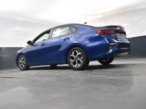 Used 2020 Kia Forte LXS FWD image 22