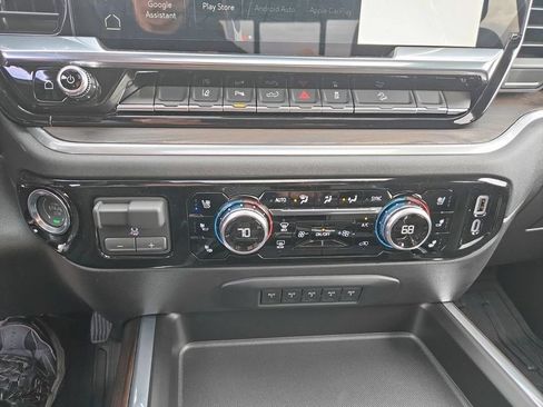 New 2026 GMC Sierra 2500 SLT w/ SLT Premium Package AWD/4WD image 25