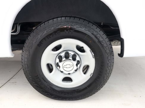Used 2019 Chevrolet Express 3500 LT w/ LT Preferred Equipment Group RWD image 27