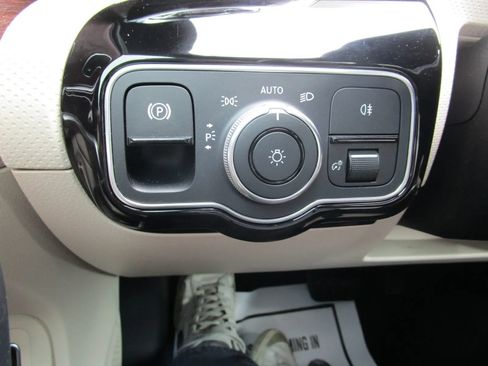 Used 2022 Mercedes-Benz A 220 4MATIC image 19