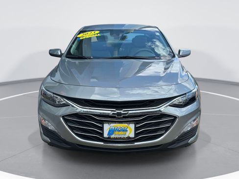 Used 2023 Chevrolet Malibu LT FWD image 2