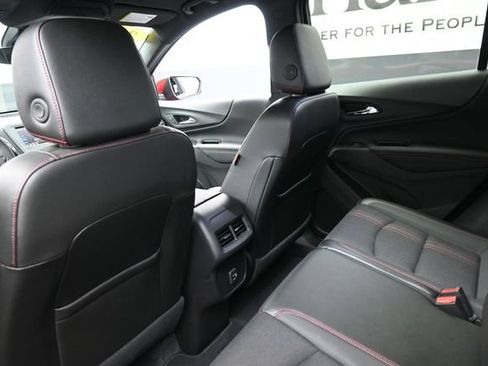 Used 2024 Chevrolet Equinox RS FWD image 24