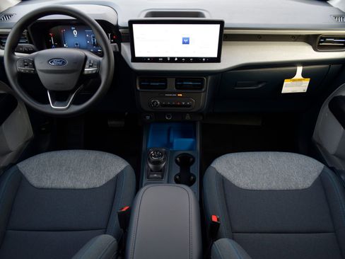 New 2026 Ford Maverick XLT image 7