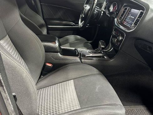 Used 2019 Dodge Charger Scat Pack w/ Driver Confidence Group RWD image 25