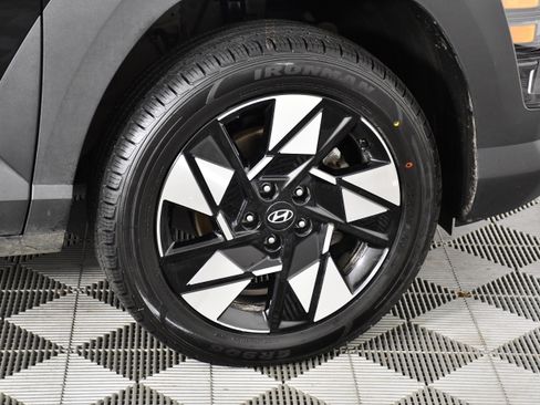 Used 2025 Hyundai Kona SEL AWD/4WD image 51