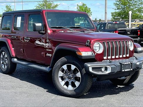 Used 2021 Jeep Wrangler Unlimited Sahara w/ Cold Weather Group AWD/4WD image 36