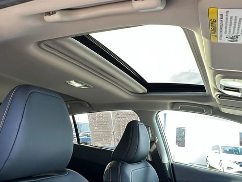 Certified 2025 Subaru Crosstrek 2.5i Limited w/ Crosstrek Mirror Package image 15