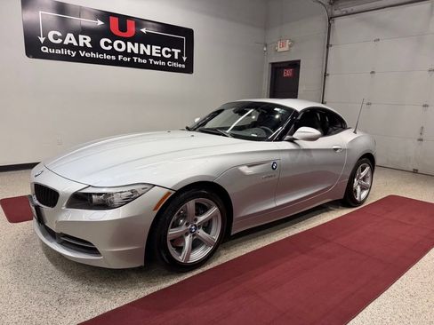 Used 2011 BMW Z4 sDrive30i RWD image 43