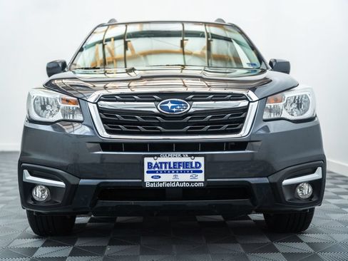 Used 2018 Subaru Forester 2.5i Limited AWD/4WD image 2