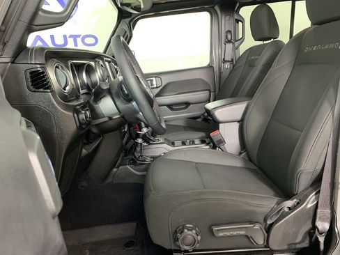 Used 2023 Jeep Gladiator Overland w/ LED Lighting Group image 15