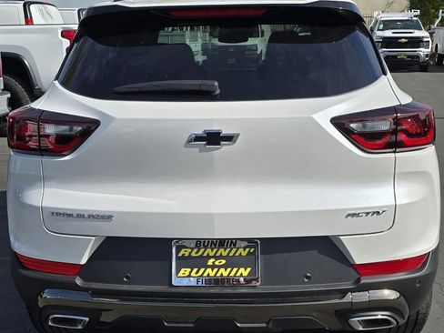Used 2025 Chevrolet TrailBlazer ACTIV w/ Convenience Package FWD image 8
