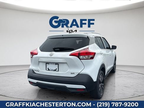 Used 2018 Nissan Kicks SR FWD image 7