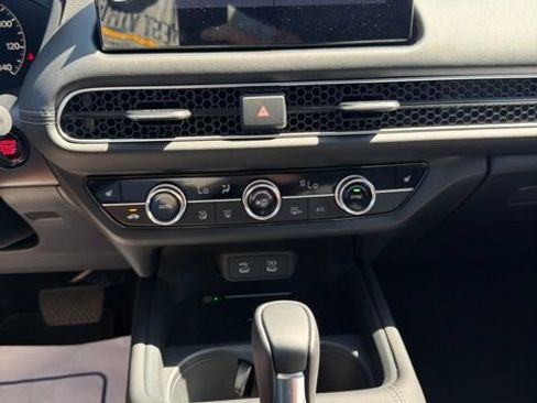 New 2027 Honda HR-V EX-L image 17