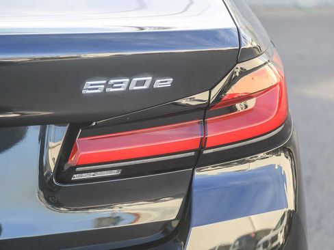Certified 2023 BMW 530e w/ M Sport Package image 7