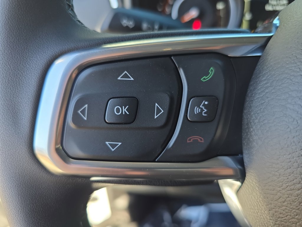 New 2026 Jeep Wrangler Unlimited Sahara AWD/4WD image 17