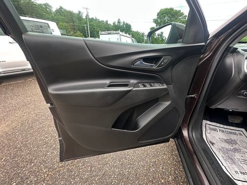 Used 2020 Chevrolet Equinox LT AWD/4WD image 10
