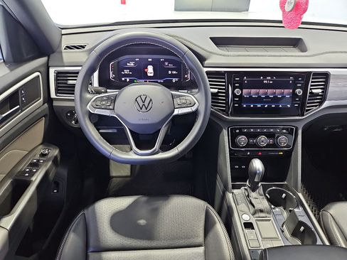 Used 2023 Volkswagen Atlas Cross Sport SE FWD image 14